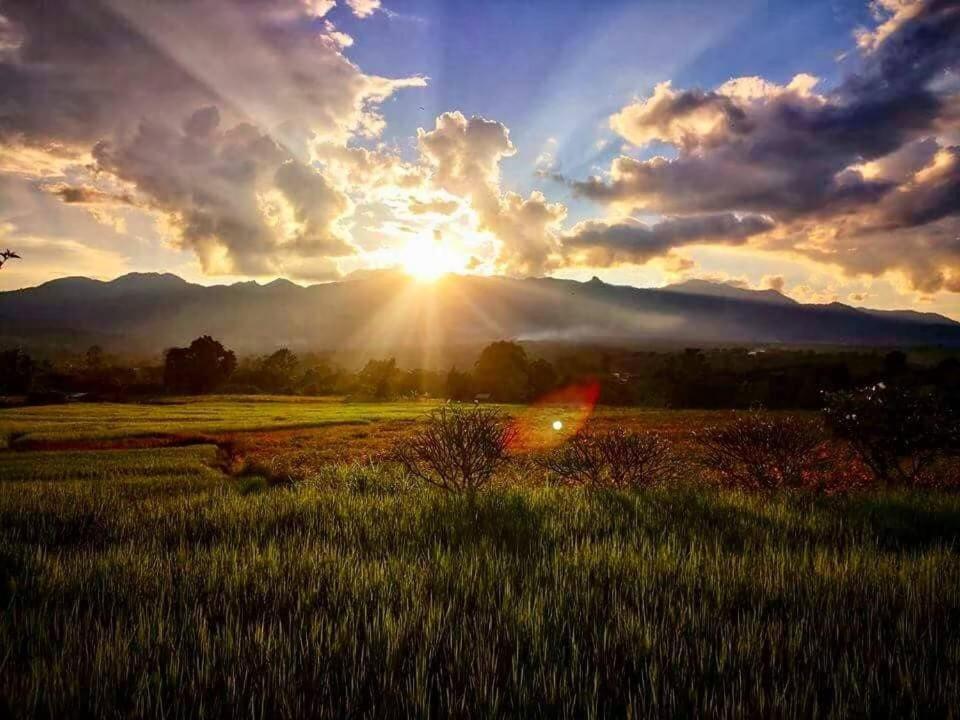 Vimarnkiri Resort Pai Buitenkant foto